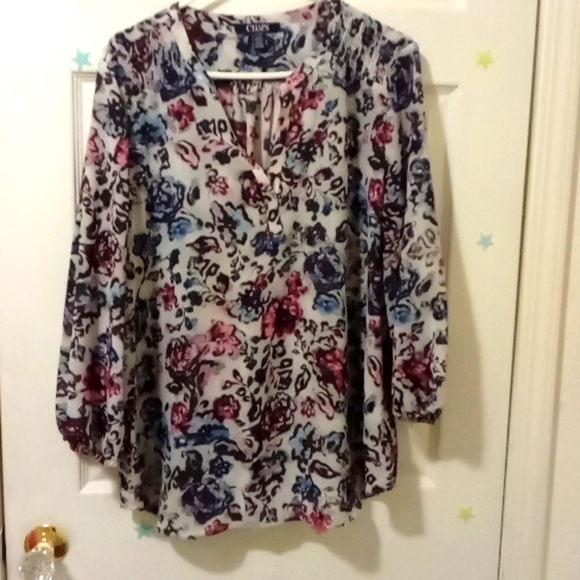 Women's blouse - Picture 1 of 4